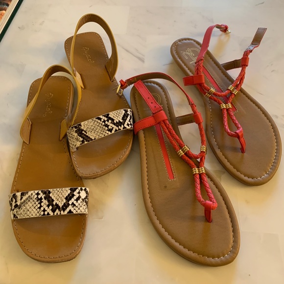 BUNDLE Deal! Both pairs of sandals included in the price - Picture 1 of 6